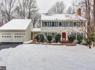 11894 Fawn Ridge Ln, Reston, VA 20194