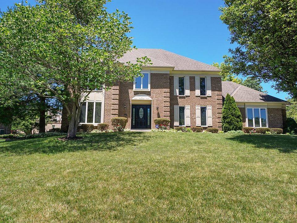 1st image of 10015 Pond Woods Ln