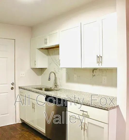 529 Miller Dr — Photo 3