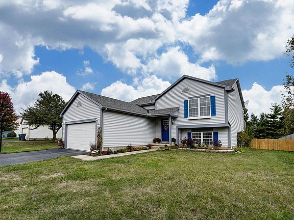 3rd image of 2048 Emerald Way Dr