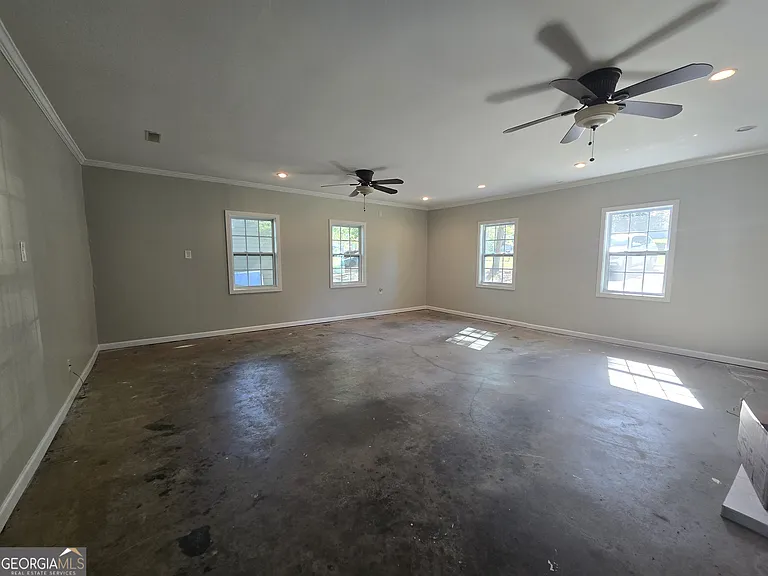 938 Iron Gate Blvd — Photo 9