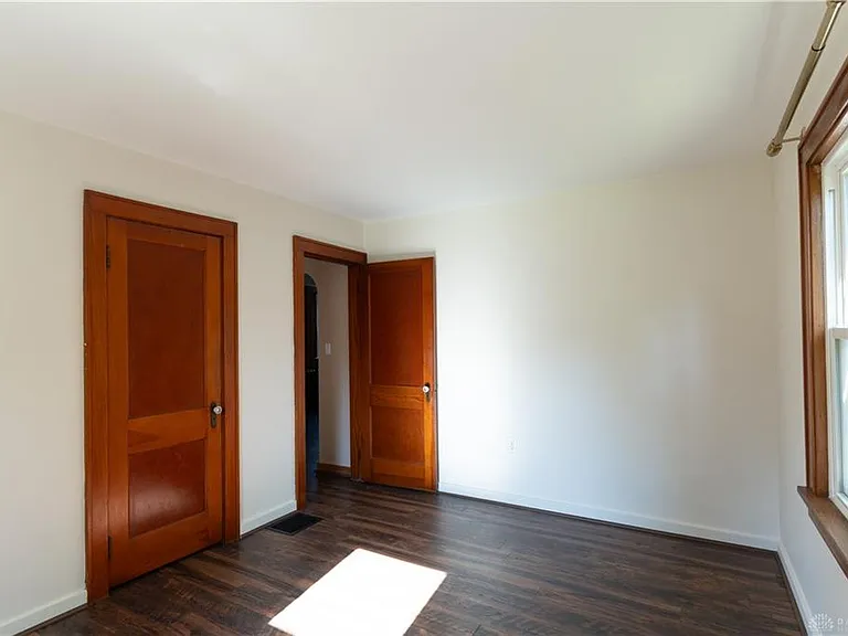 1328 Hanes Rd — Photo 10