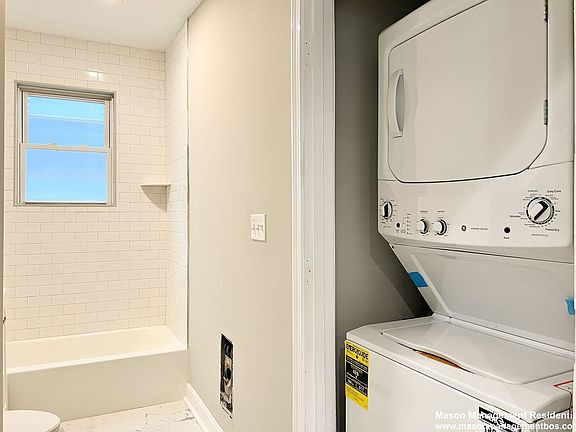 4th image of 572 Washington St #1-1B
