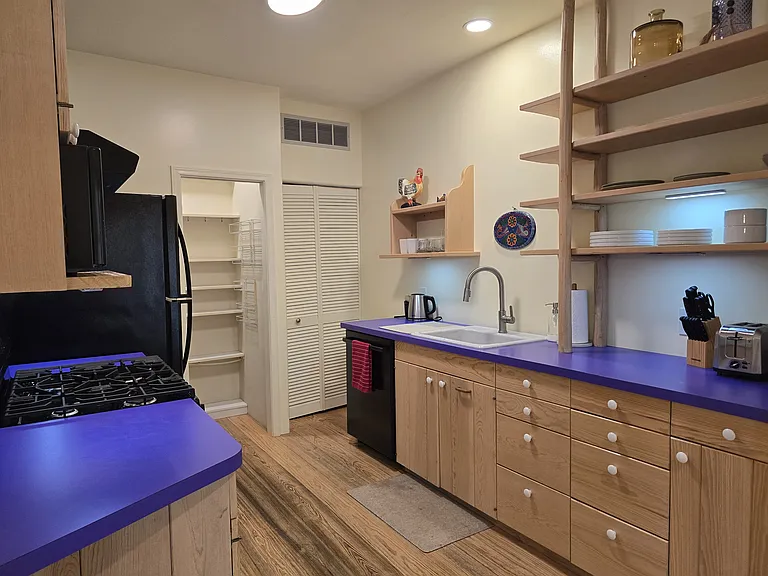 619 N Jerrie Ave — Photo 5