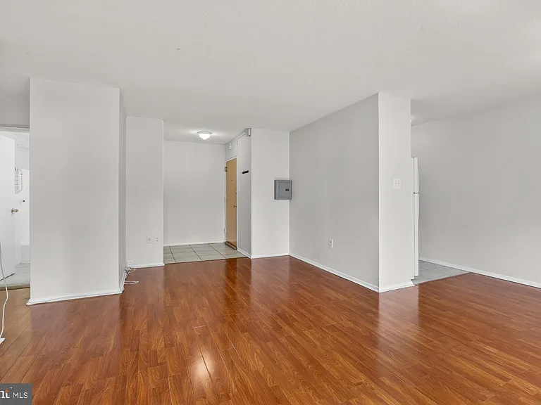 2101 Chestnut St #17-708 — Photo 5