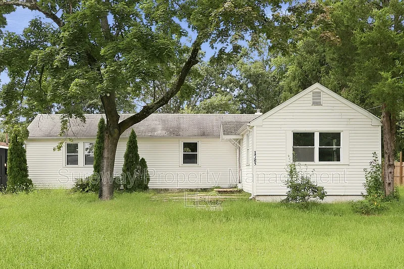 2 bed, 1.5 bath, 900 sqft, $1,900 — Photo 1