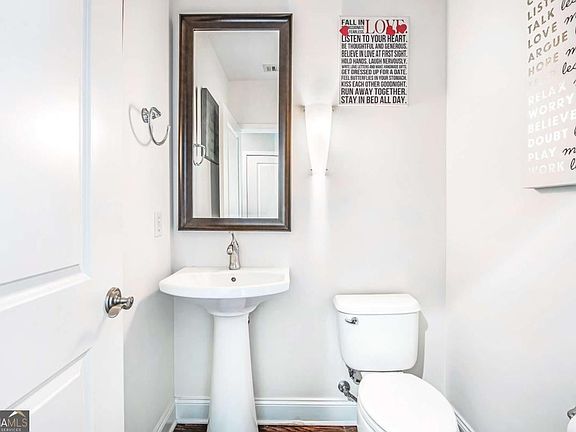 4th image of 270 17th St NW Unit 1409