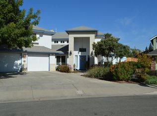 849 E Catalina Cir, Fresno, CA 93730