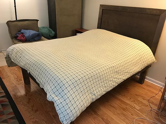 4th image of 812 W Lill Ave #1
