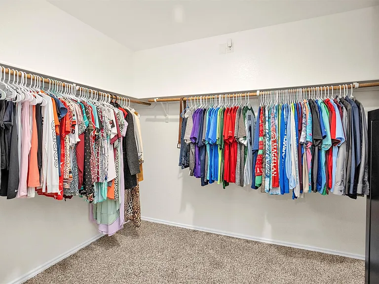 312 Pecos Dr — Photo 26