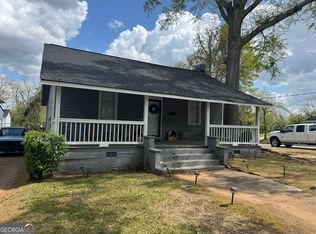 322 N 6th St, Griffin, GA 30223