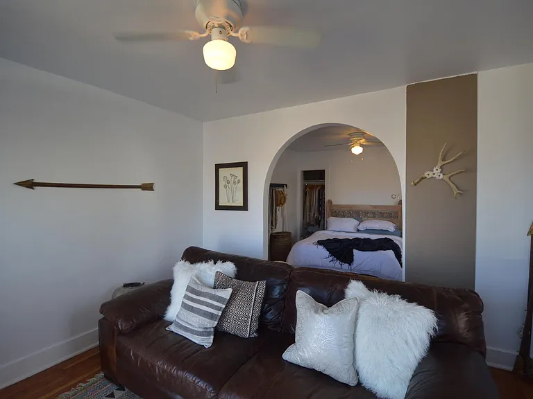 2043 Eaton St — Photo 5