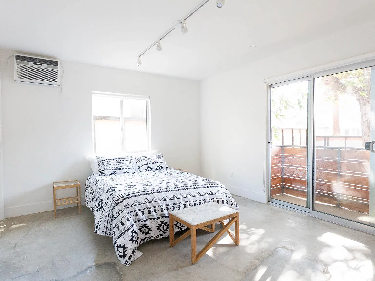 317 N Avenue 50 — Photo 3