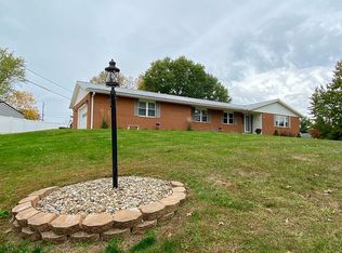 19 Coventry Dr, Cambridge, OH 43725