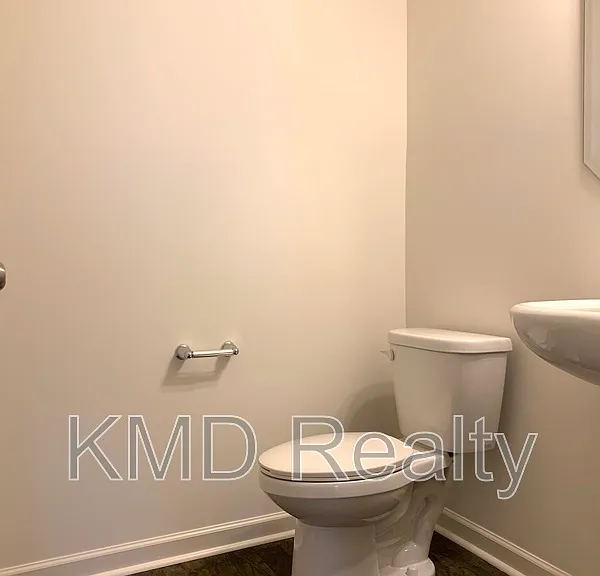 4917 Staffordshire Ln — Photo 9