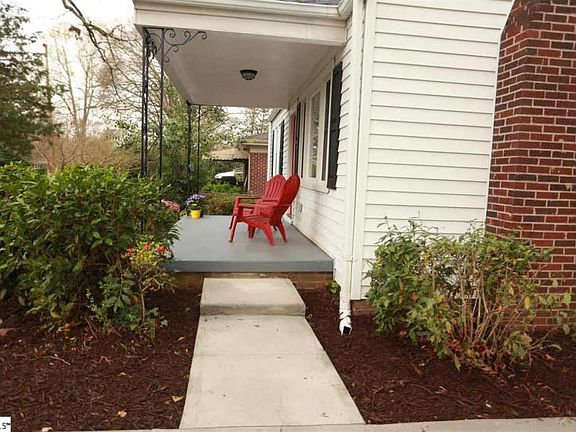 3rd image of 106 Dykeson Ave
