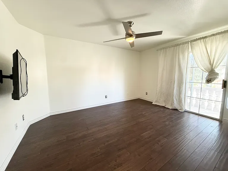 guest bedroom 3
