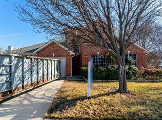 5241 Scenic Point Dr, Fort Worth, TX 76244