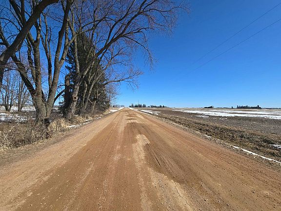 5th image of W2638 Mann Rd