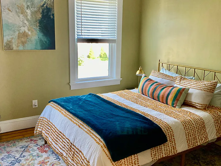 933 Main St #2 — Photo 7