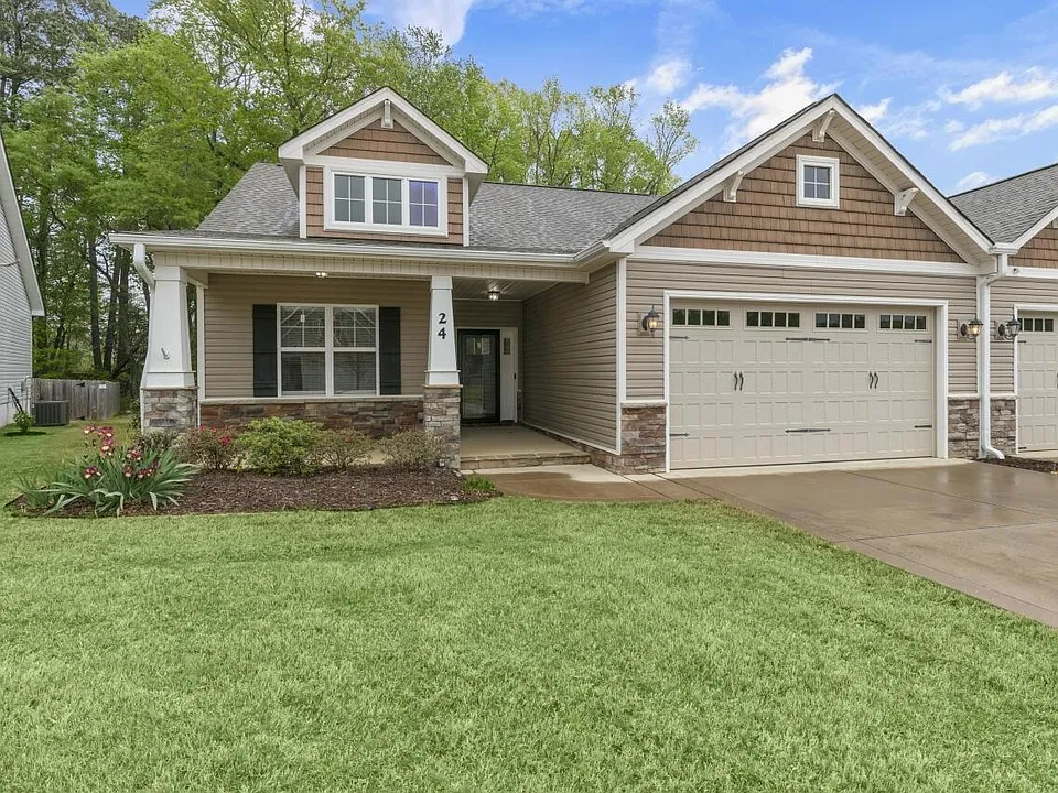 24 Highmeadow Ln