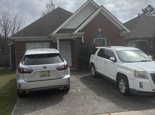 3021 Summit Dr, Fultondale, AL 35068