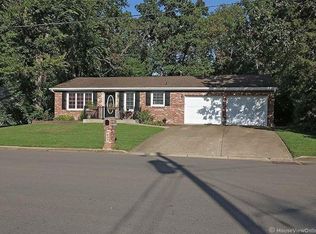 834 Perrine Rd, Farmington, MO 63640