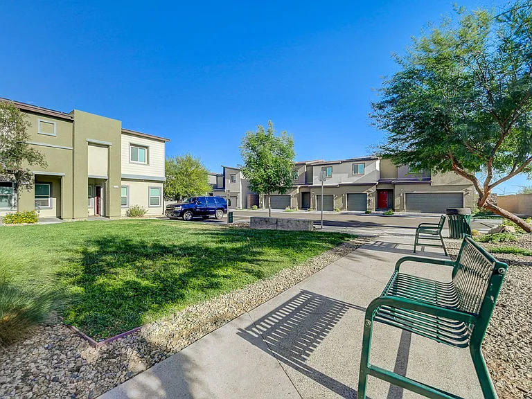 4153 Lunar Canyon Ave — Photo 38