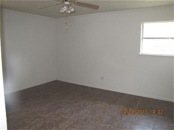 4th image of 314 Una Dr