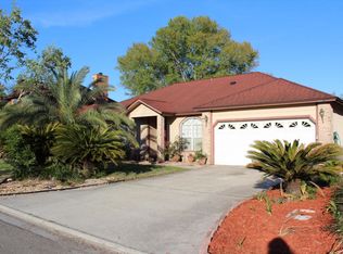 8441 Gatepost Ct, Jacksonville, FL 32244