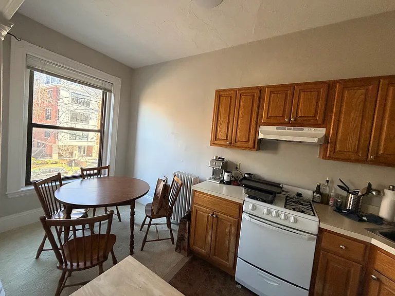 29 Longwood Ave #3 — Photo 4