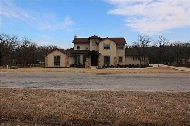 1st image of 106 Oak Bnd