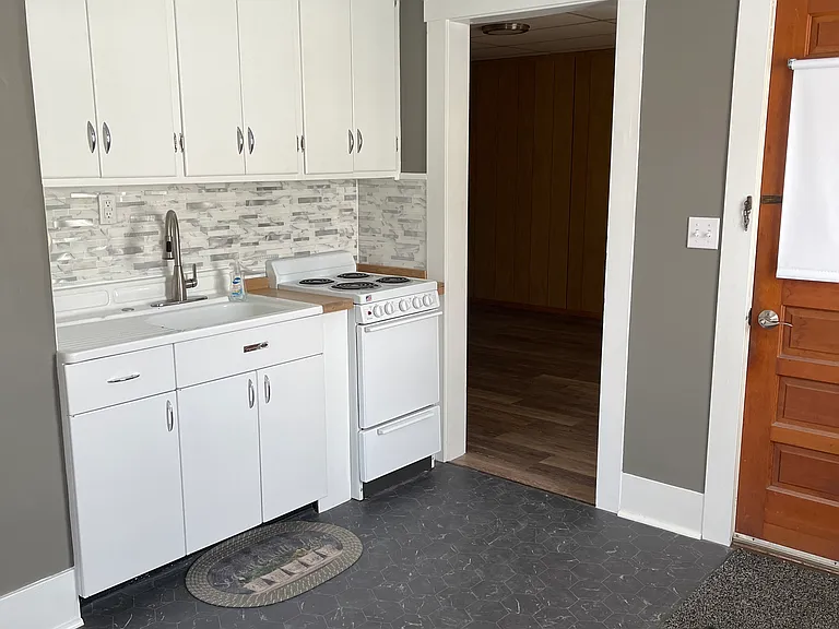 3 Lathrop Ct #C — Photo 1