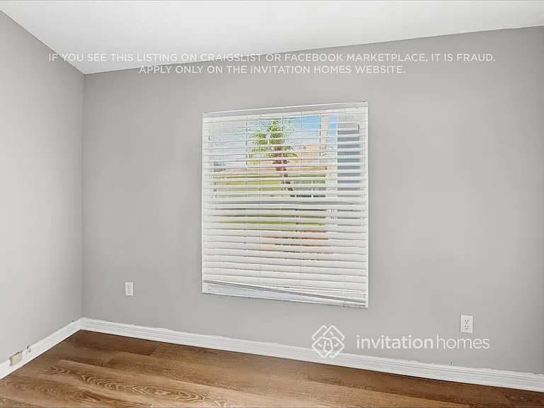 3282 Merrick Ave — Photo 16
