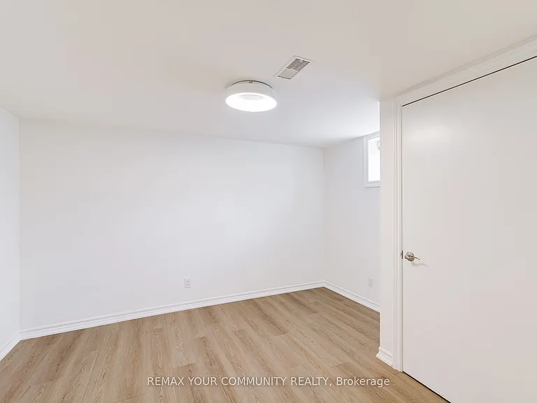 20 Bonny Lynn Ct #BASEMENT — Photo 11