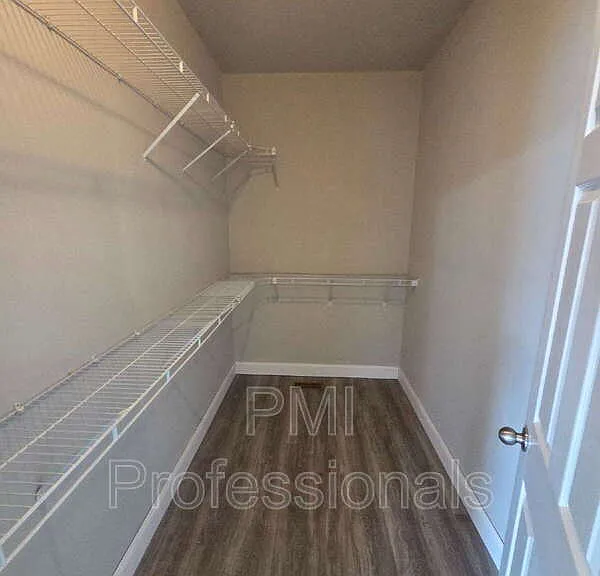 3606 Geneva Dr — Photo 12