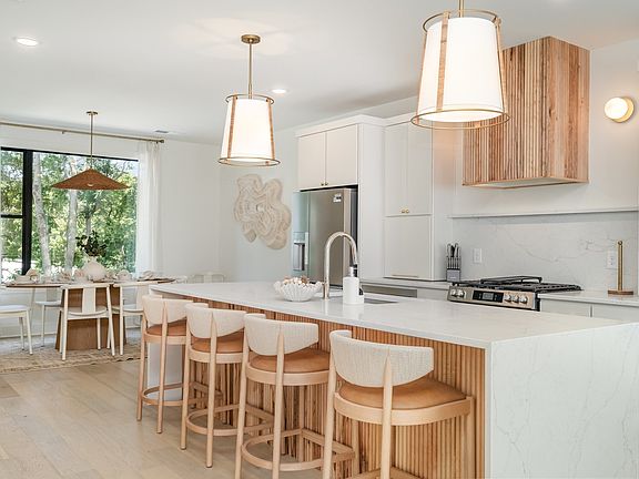 5th image of 542D Rosedale Ave #7
