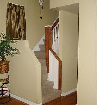4th image of 534 Grand Ave