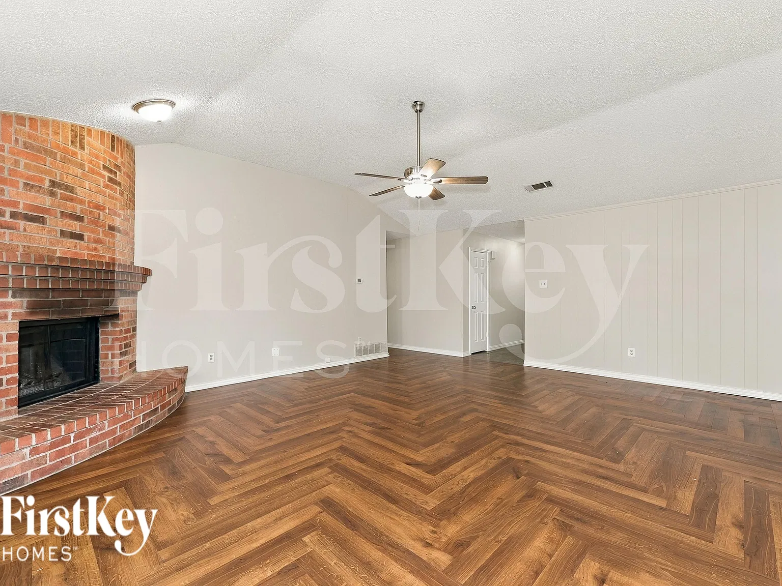 3 bed, 2.0 bath, 1550 sqft, $1,895 — Photo 4