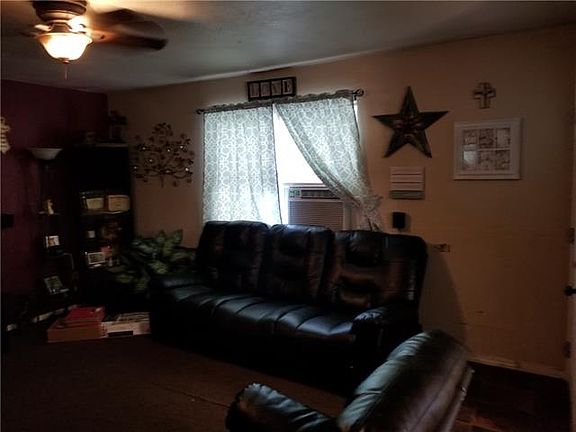 2nd image of 1510 Gordon St