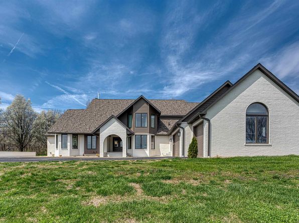 6700 Vann Rd, Newburgh, IN 47630