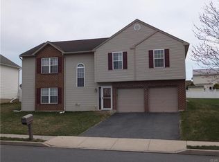 1200 Newlins Rd W, Easton, PA 18040