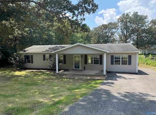 162 Forest Chapel Rd, Hartselle, AL 35640