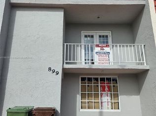 899 W 79th Pl, Hialeah, FL 33014