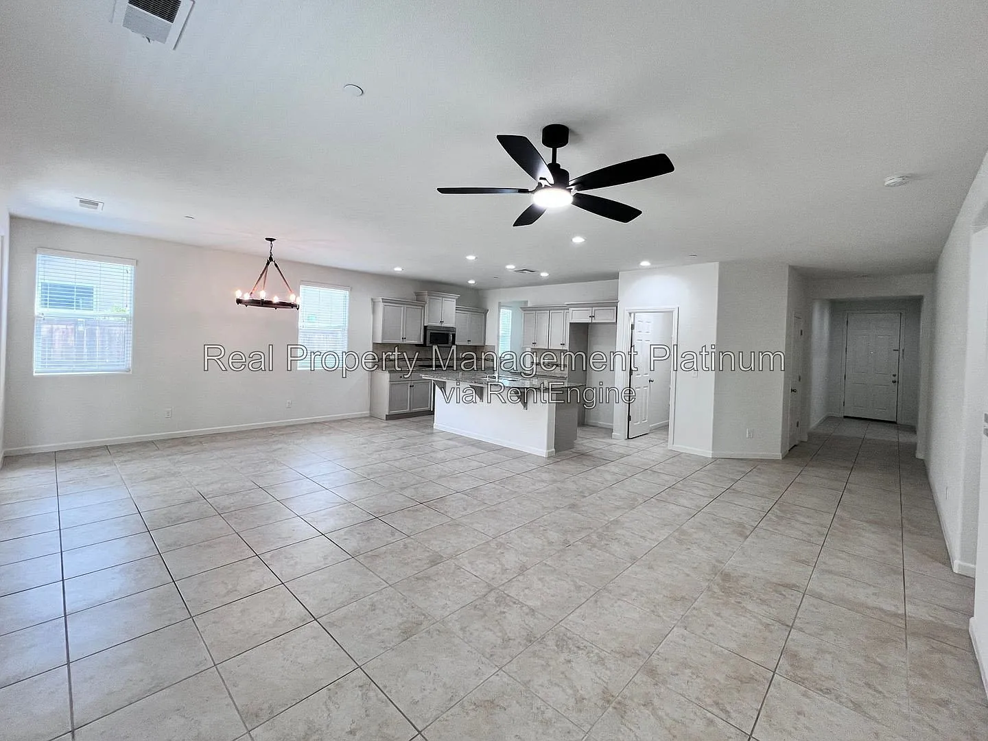 4 bed, 2.0 bath, 1870 sqft, $2,750 — Photo 3