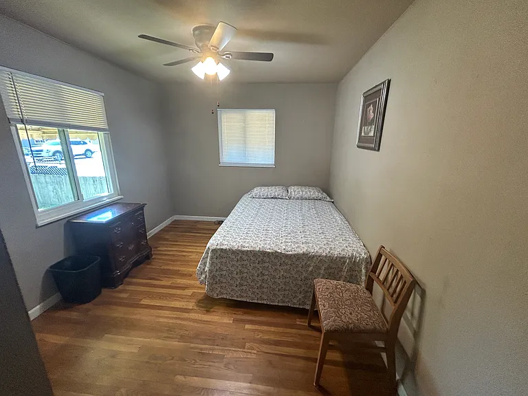 608 E Florinda St — Photo 10