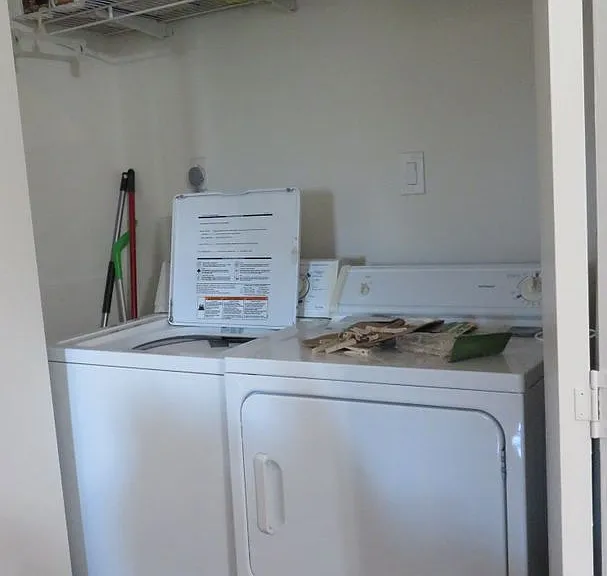106 E 30th St #306 — Photo 31