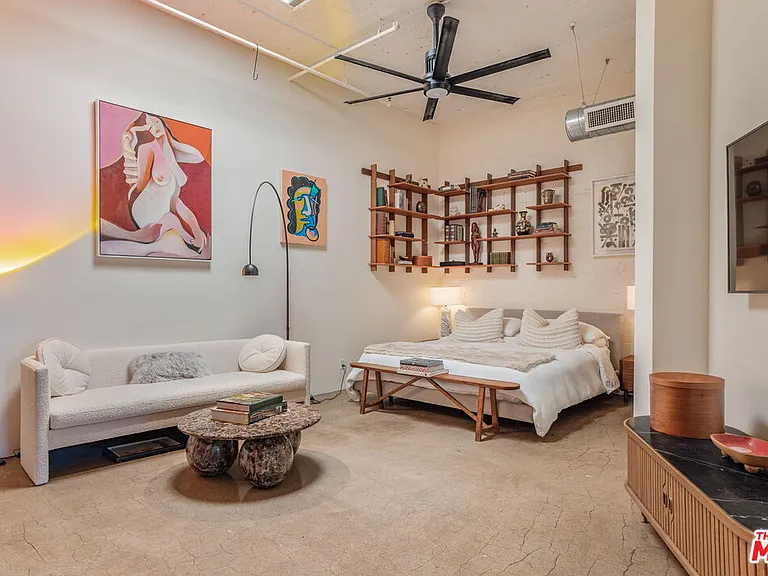 530 Molino St #213 — Photo 11