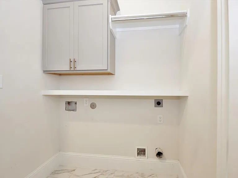 540 W 26th St #A — Photo 38
