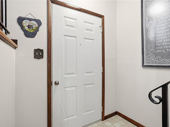 5th image of 100 Mayer Dr